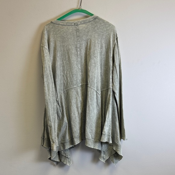 Easel Heather Gray Knit Top Women’s Large - Picture 4 of 5